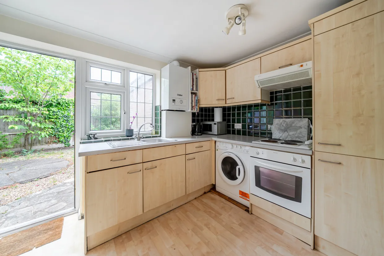 Ember Lane, Esher, KT10 photo 21