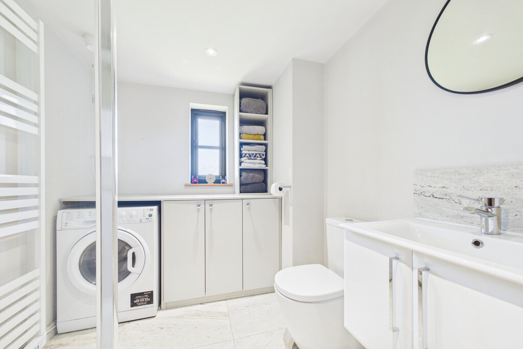 Bungay Road, Loddon Image 9