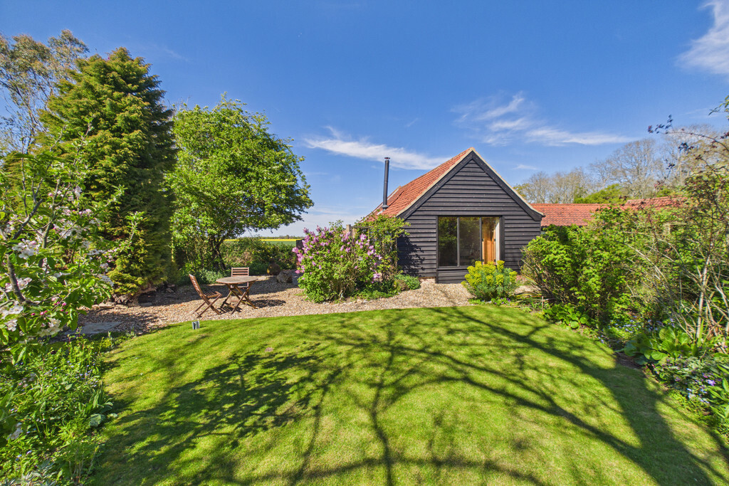 Bungay Road, Loddon Image 18