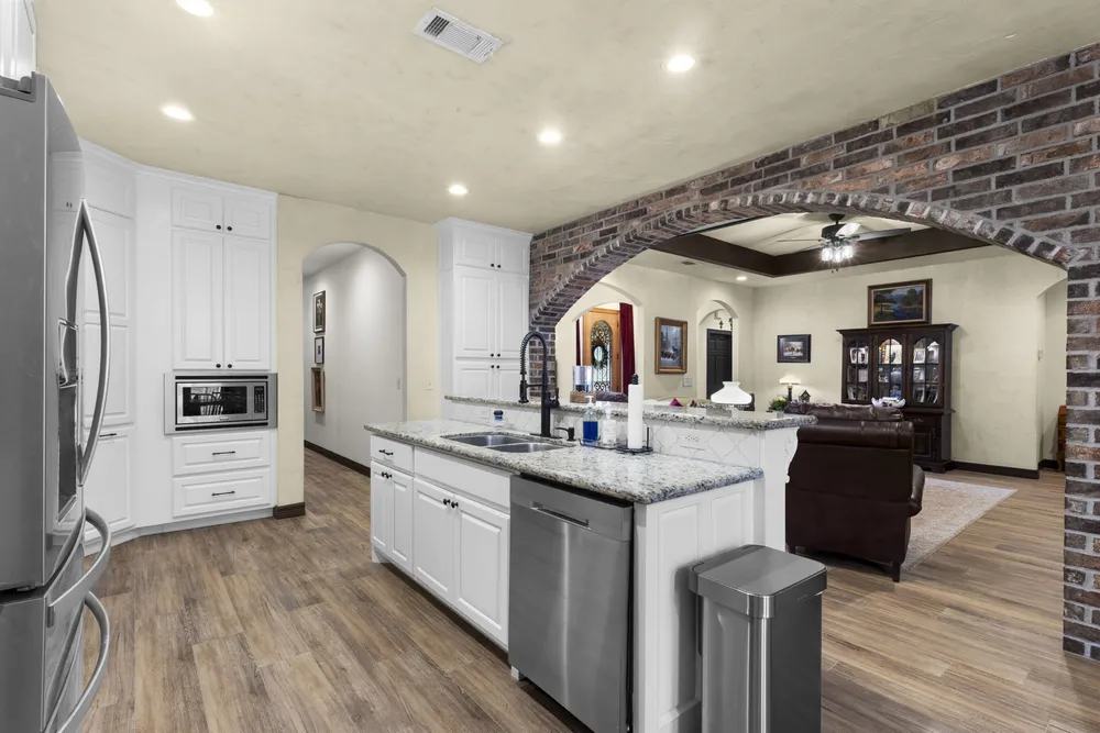 6625 Wedgewood Dr, Lumberton, TX 77657
