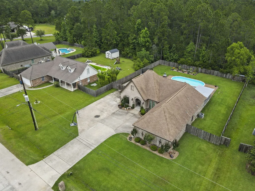 6625 Wedgewood Dr, Lumberton, TX 77657