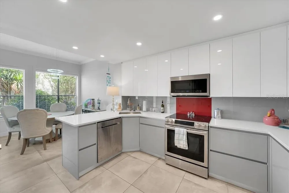 3127 W Sligh Ave, Tampa, FL 33614