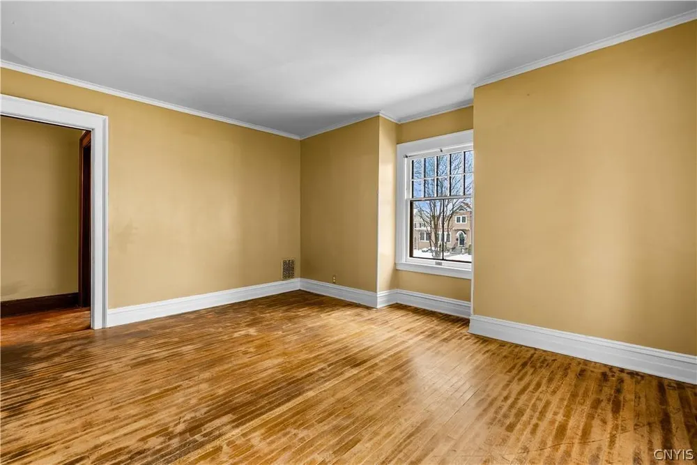 907 N George St, Rome, NY 13440