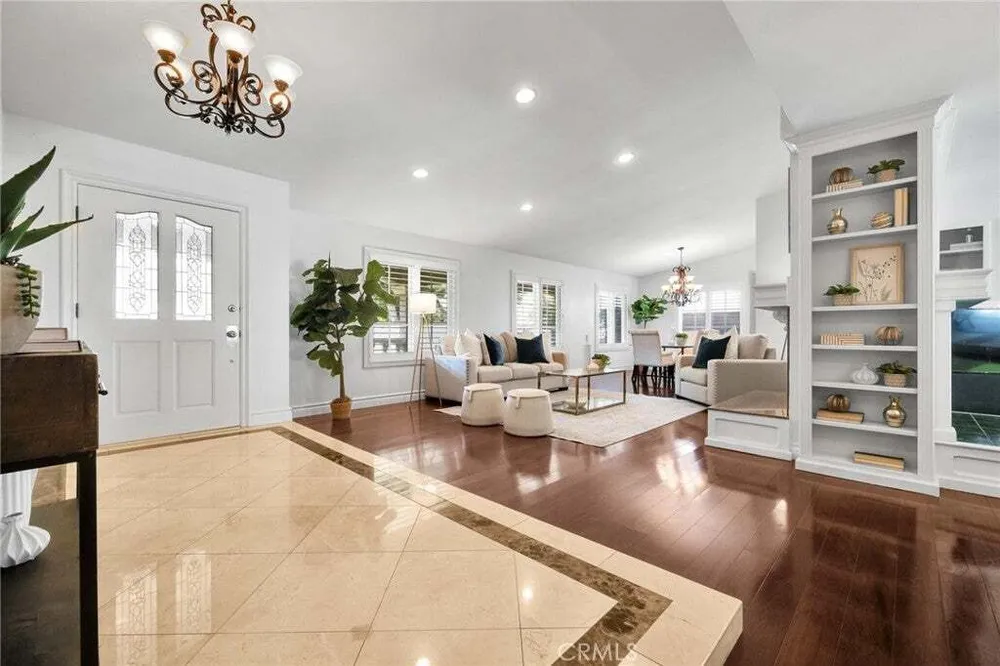 2504 Sarandi Grande Dr, Hacienda Heights, CA 91745
