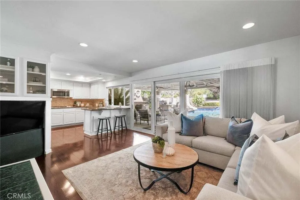 2504 Sarandi Grande Dr, Hacienda Heights, CA 91745