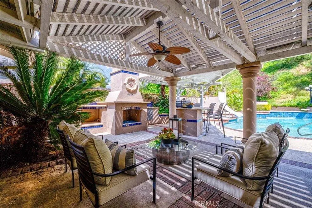2504 Sarandi Grande Dr, Hacienda Heights, CA 91745