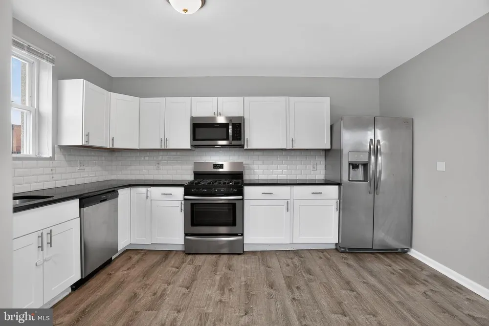 614 Gerhard St, Philadelphia, PA 19128