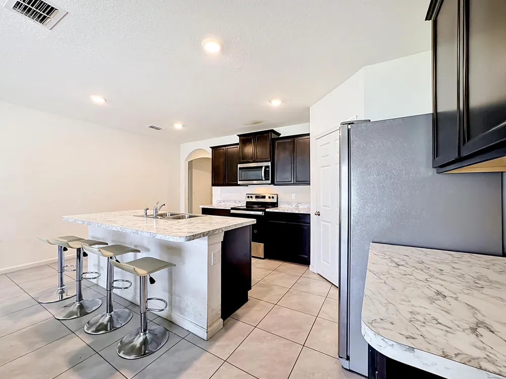 525 SW Twig Ave, Port St Lucie, FL 34983