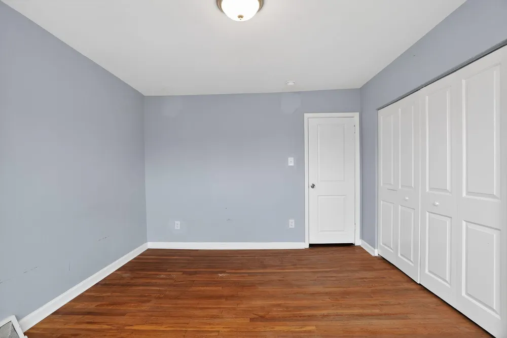 614 Gerhard St, Philadelphia, PA 19128