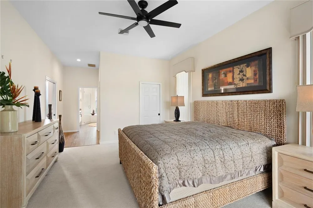 1985 White Feather Ln, Nokomis, FL 34275
