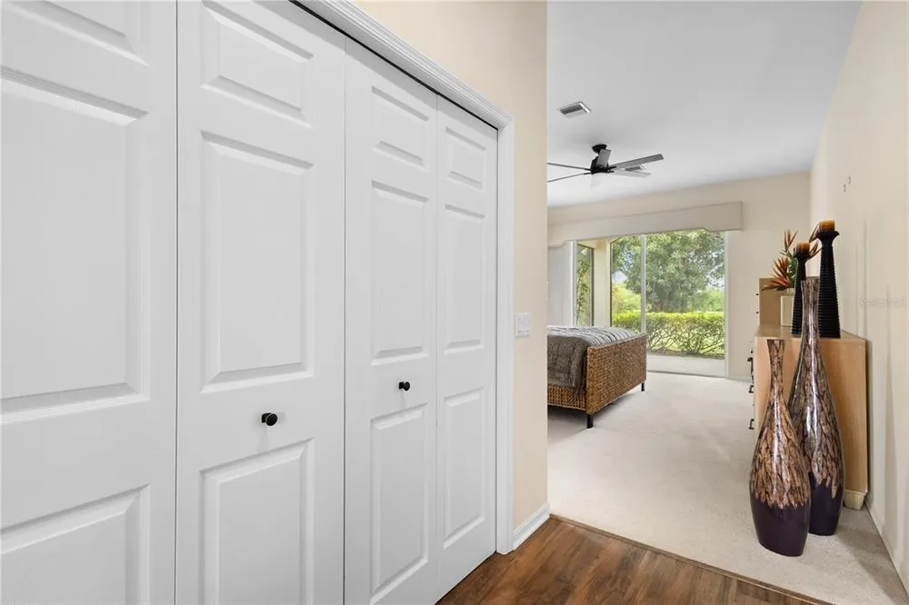 1985 White Feather Ln, Nokomis, FL 34275
