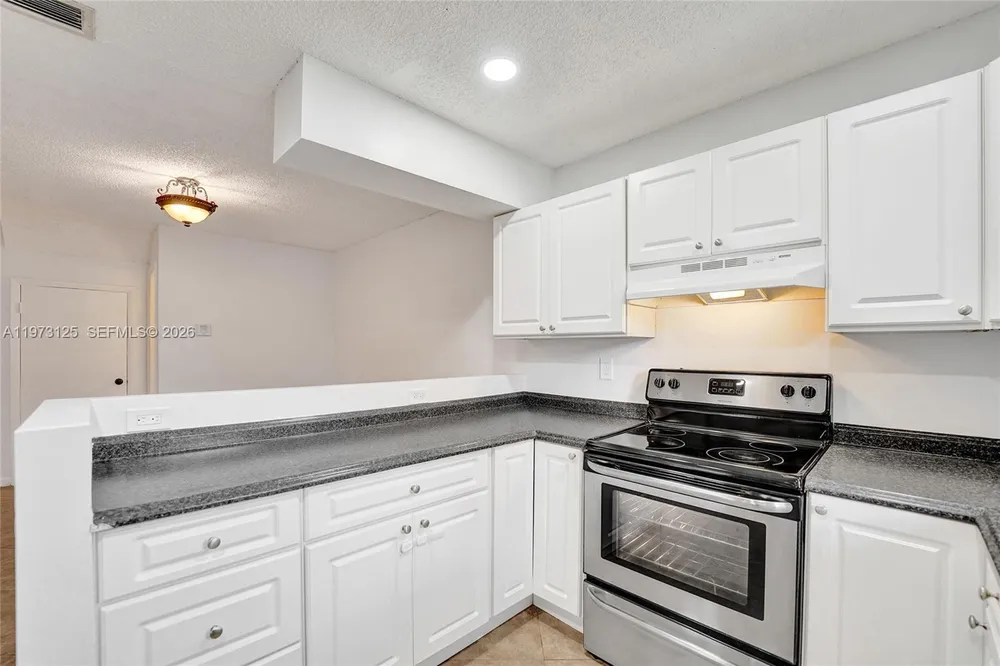 9340 SW 61st Way, Boca Raton, FL 33428