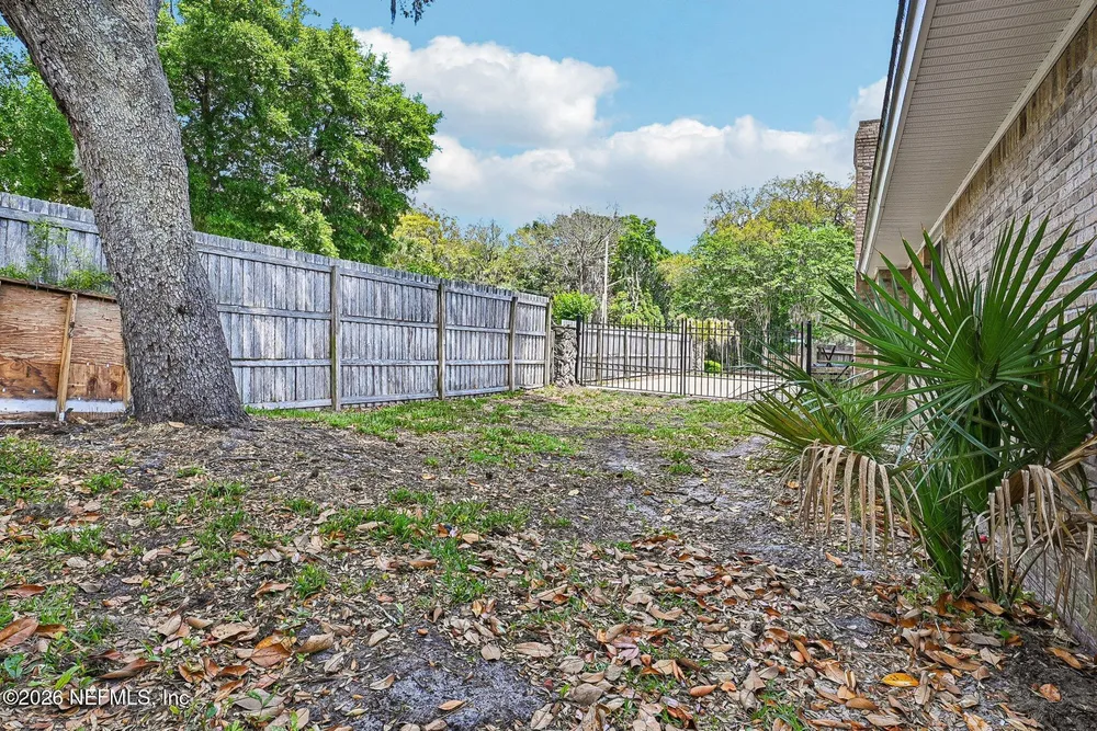 4848 Charles Bennett Dr, Jacksonville, FL 32225