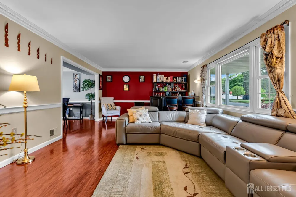 23 N Rhoda St, Monroe, NJ 08831