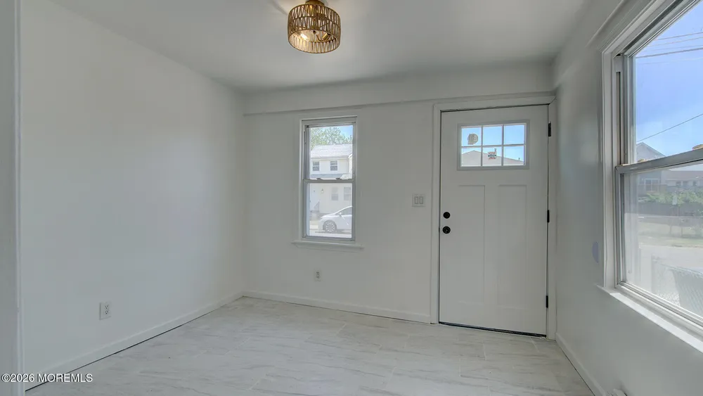 19 Bayview Ave, Keansburg, NJ 07734