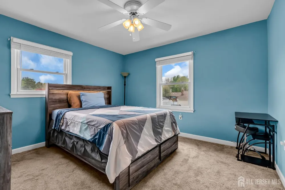 23 N Rhoda St, Monroe, NJ 08831
