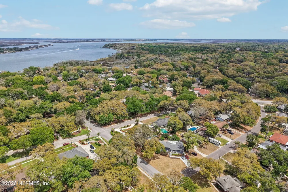 4848 Charles Bennett Dr, Jacksonville, FL 32225