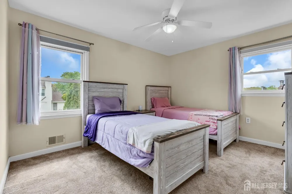 23 N Rhoda St, Monroe, NJ 08831