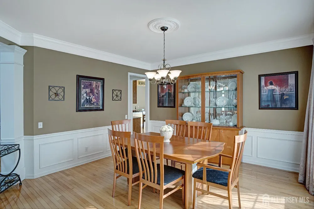 7 Hager St, East Brunswick, NJ 08816