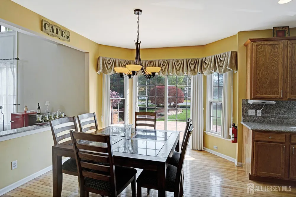 7 Hager St, East Brunswick, NJ 08816
