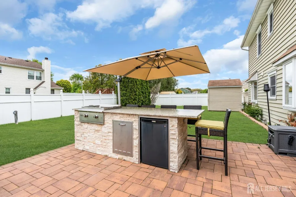 23 N Rhoda St, Monroe, NJ 08831