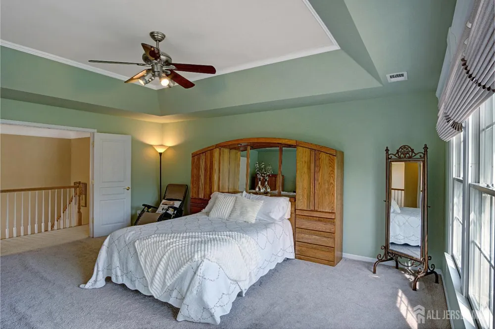 7 Hager St, East Brunswick, NJ 08816