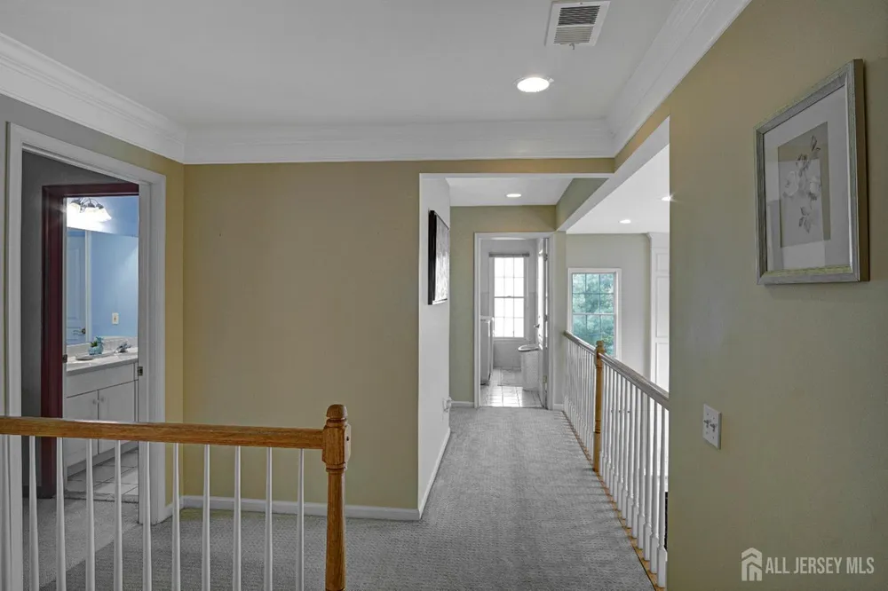 7 Hager St, East Brunswick, NJ 08816