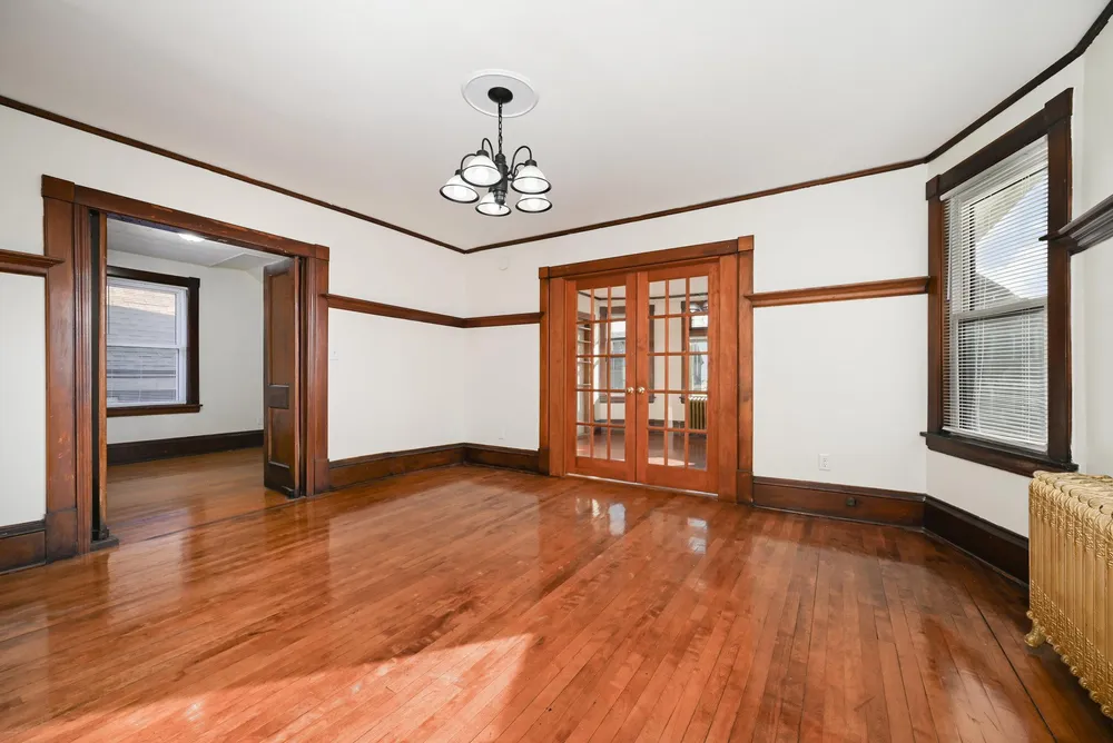11 Como Ave, Saint Paul, MN 55103