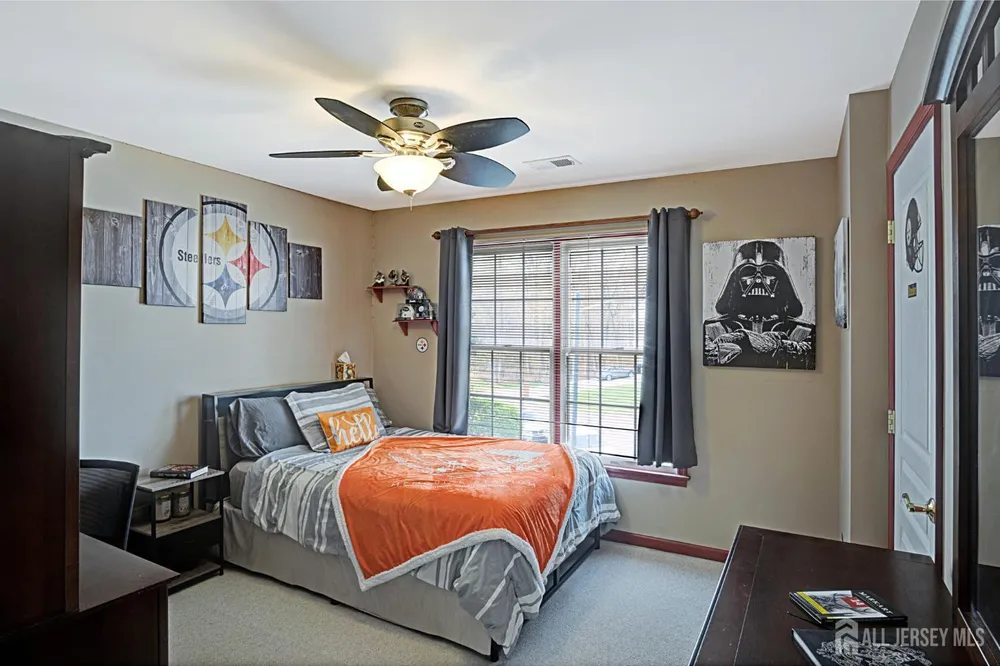 7 Hager St, East Brunswick, NJ 08816