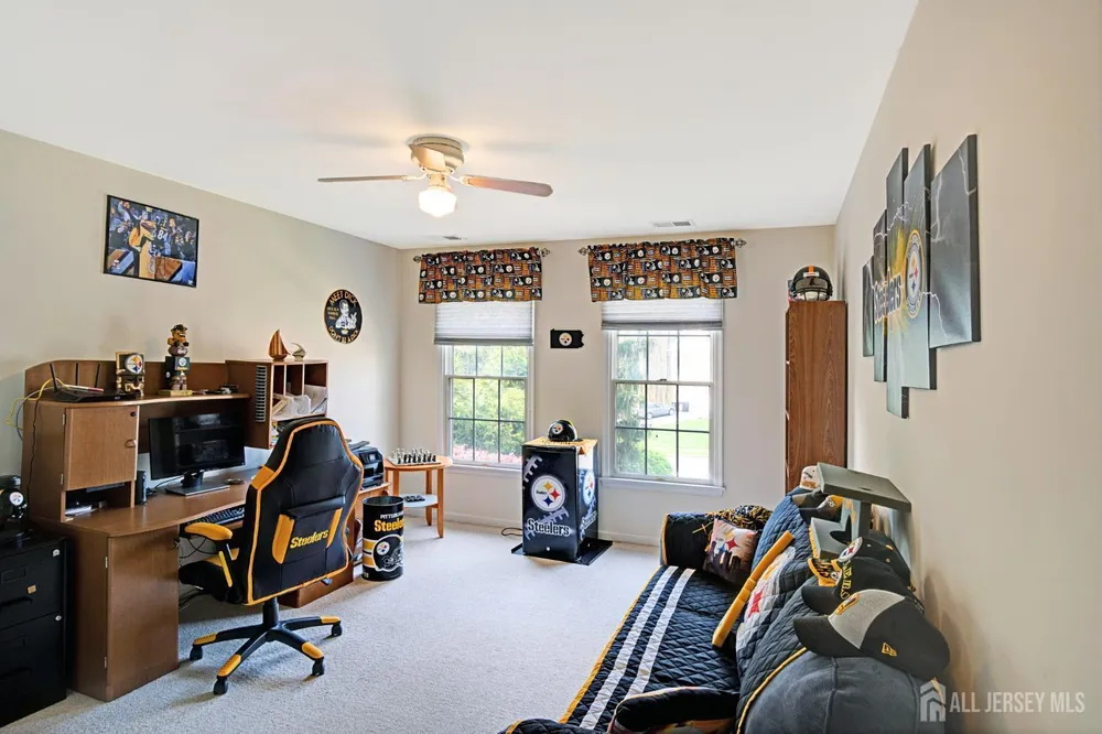 7 Hager St, East Brunswick, NJ 08816