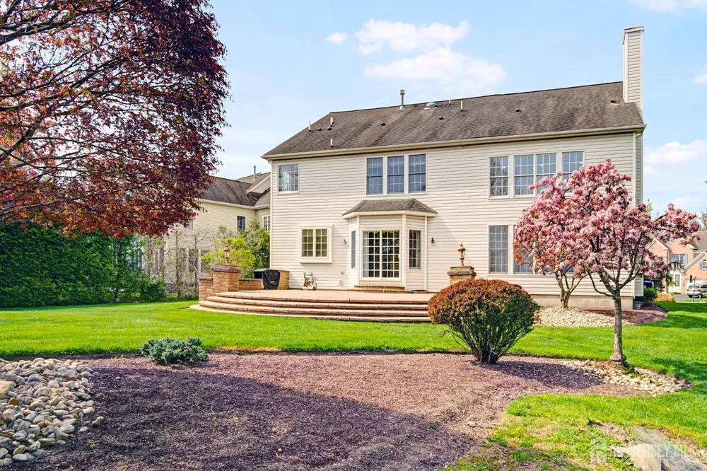 7 Hager St, East Brunswick, NJ 08816