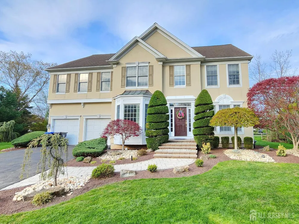 7 Hager St, East Brunswick, NJ 08816