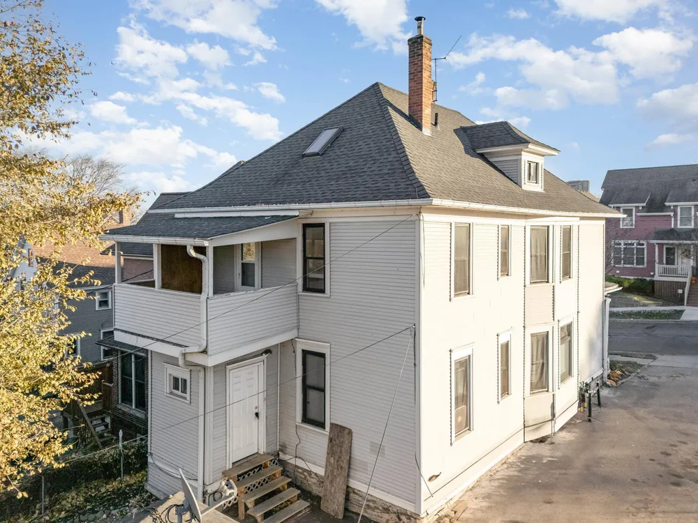 11 Como Ave, Saint Paul, MN 55103