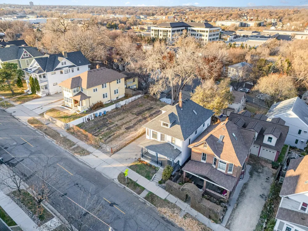 11 Como Ave, Saint Paul, MN 55103