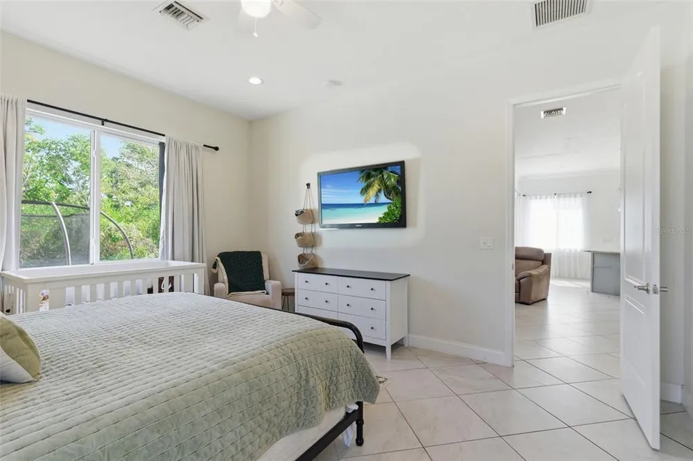4437 Meridian Rd, Venice, FL 34293