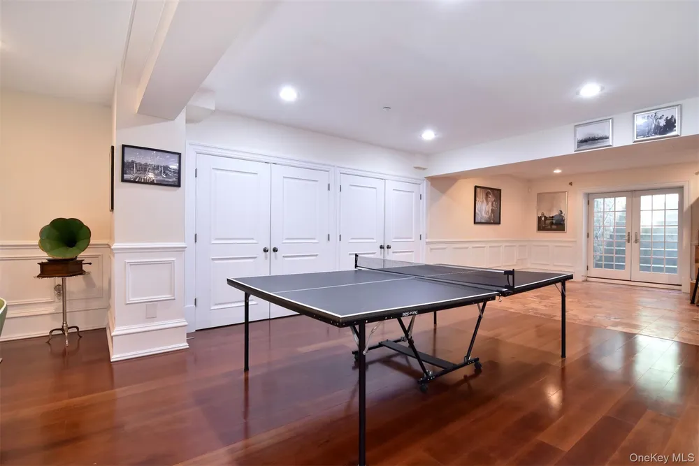 7 Roland Rd, Irvington, NY 10533