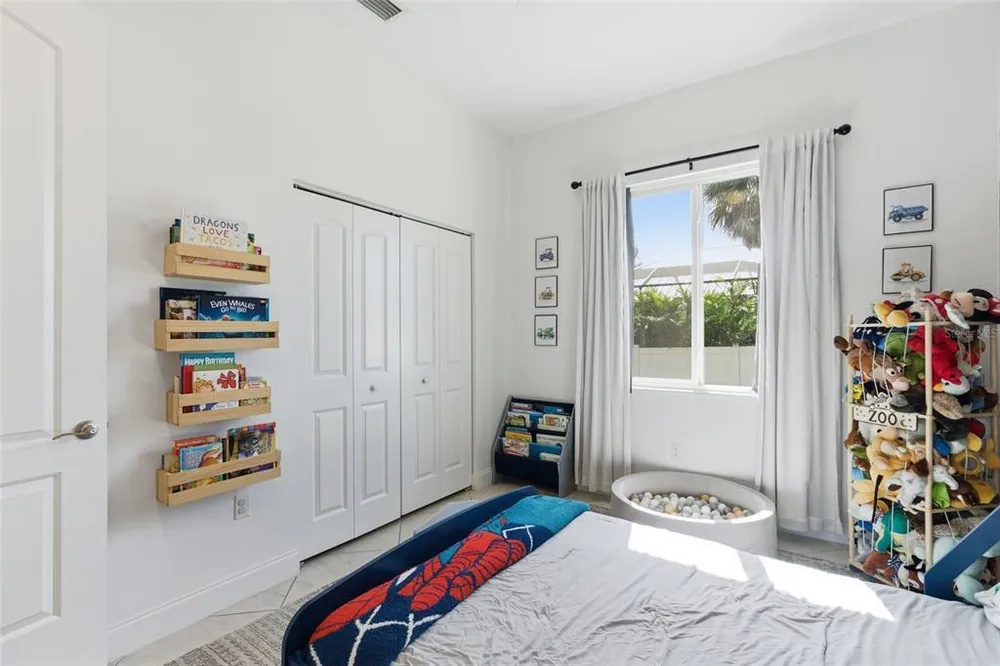 4437 Meridian Rd, Venice, FL 34293