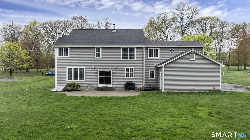 7 Harvest Glen, East Lyme, CT 06333