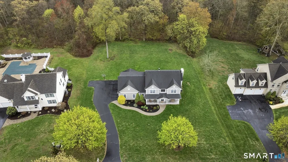 7 Harvest Glen, East Lyme, CT 06333