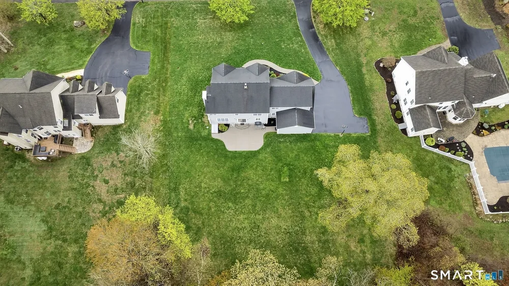 7 Harvest Glen, East Lyme, CT 06333