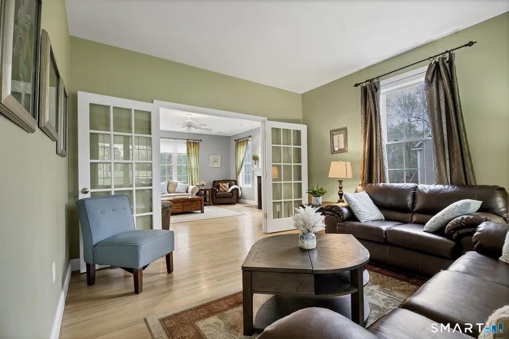 7 Harvest Glen, East Lyme, CT 06333