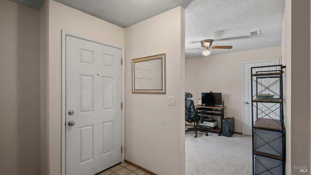 1041 Prairie Dr, Suisun City, CA 94585