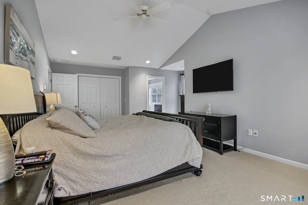 7 Harvest Glen, East Lyme, CT 06333