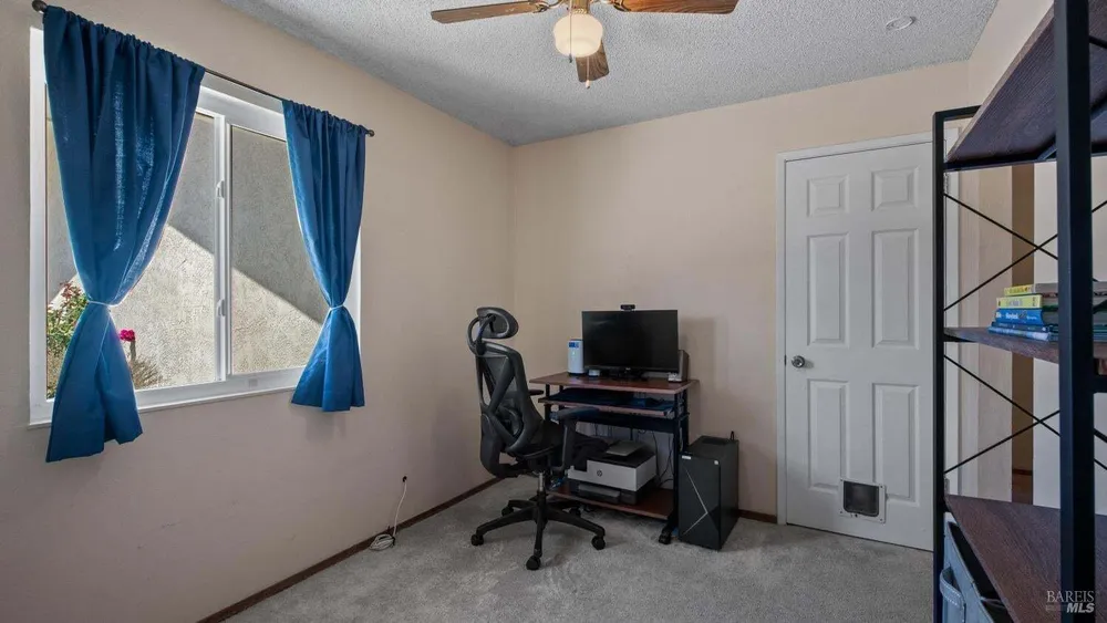 1041 Prairie Dr, Suisun City, CA 94585