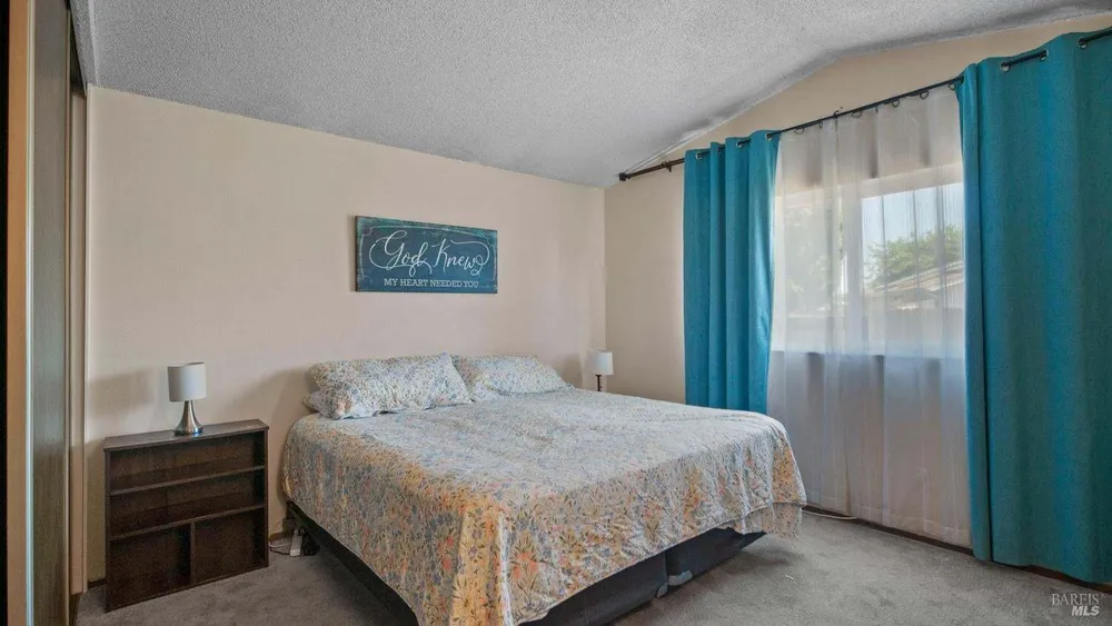 1041 Prairie Dr, Suisun City, CA 94585