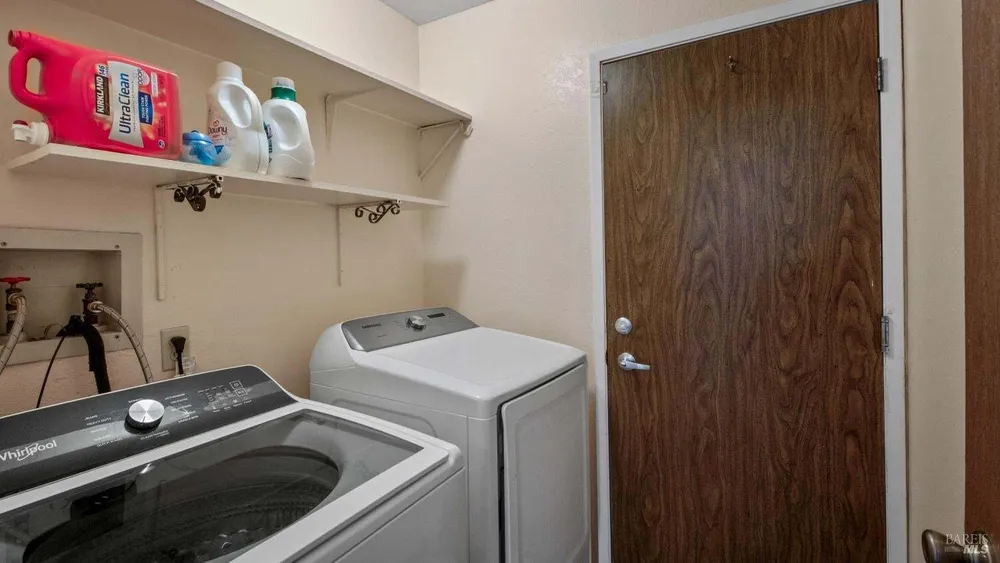1041 Prairie Dr, Suisun City, CA 94585