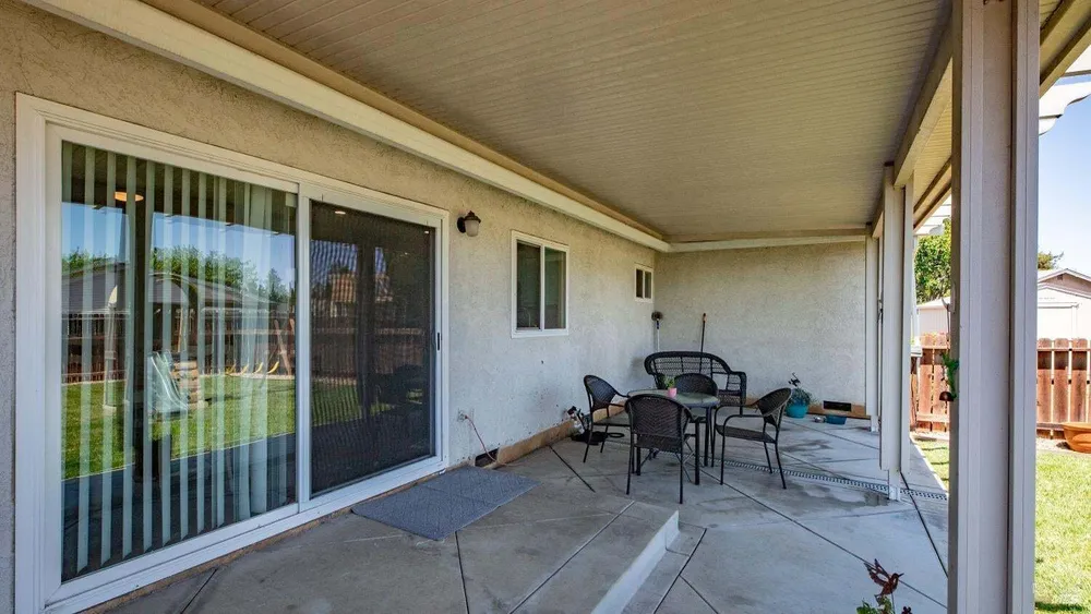 1041 Prairie Dr, Suisun City, CA 94585