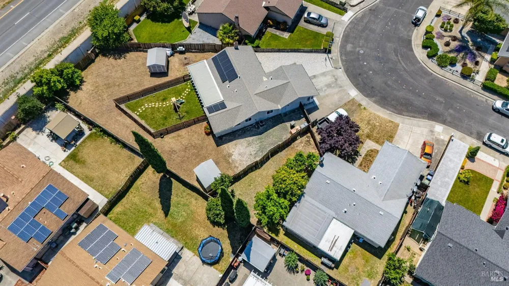 1041 Prairie Dr, Suisun City, CA 94585