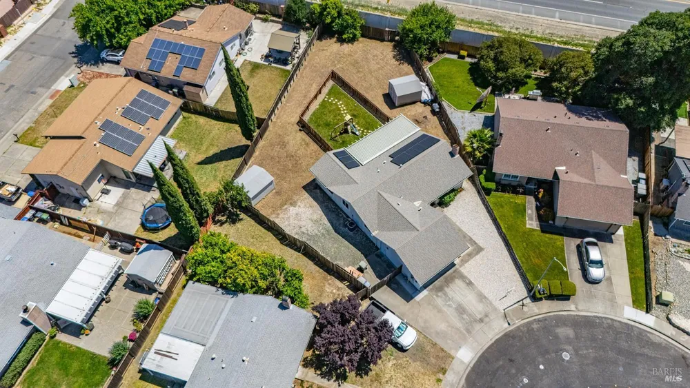 1041 Prairie Dr, Suisun City, CA 94585