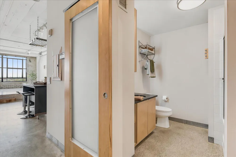 2929 Chicago Ave, Minneapolis, MN 55407